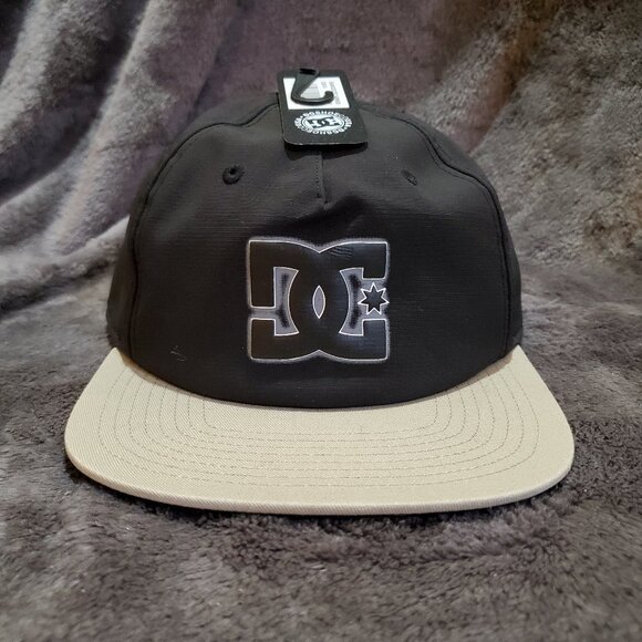 DC Shoes Strapback Baseball Cap Hat Black Gray Skateboard Apparel - Picture 1 of 9